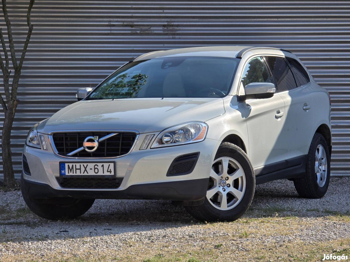 Volvo XC60 2.4 D [D4] Momentum AWD 1Év Gari! MO...